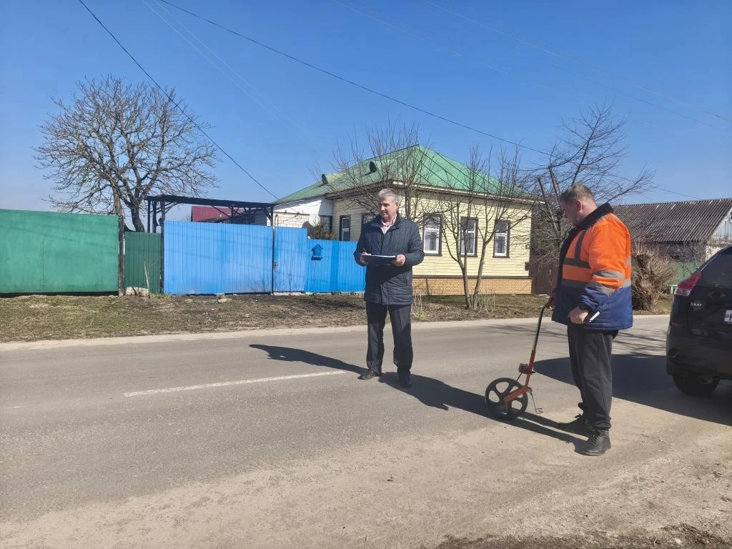 В Мглине провели обследование гарантийных дорог