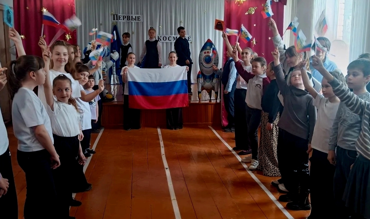 В Мглинском центре детского творчества прошло мероприятие «Первые в космосе»