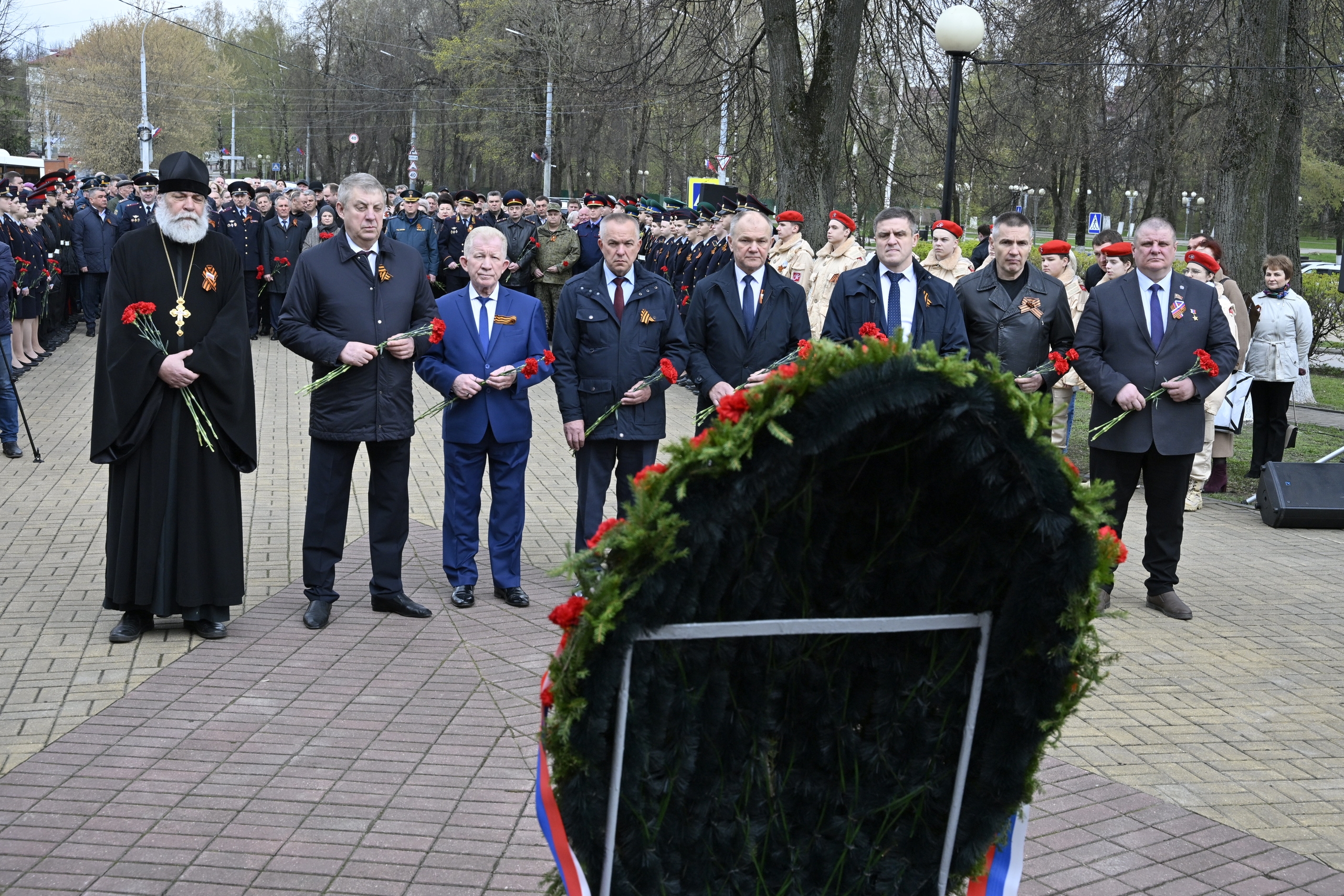 В Брянске почтили память погибших и отметили подвиг ликвидаторов ЧАЭС