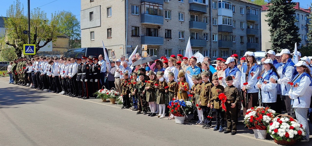 В Фокинском районе почтили память героев