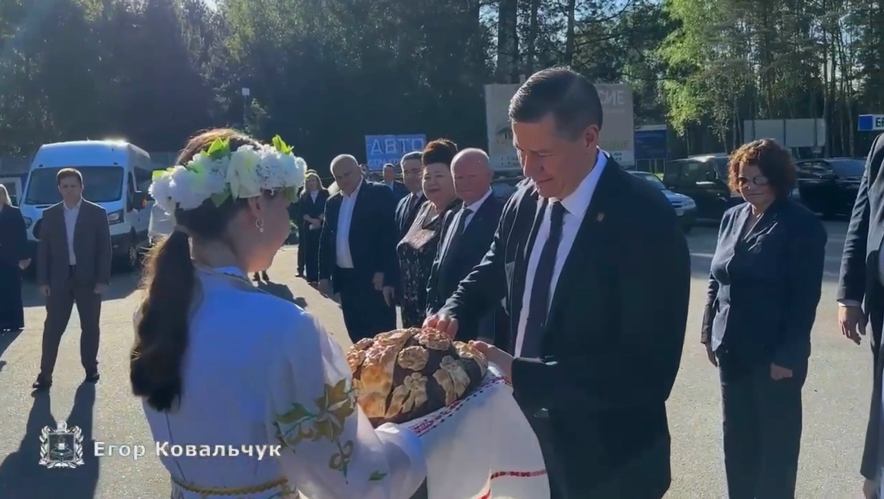 Делегацию из Брянска тепло встретили на границе с Гомельской областью