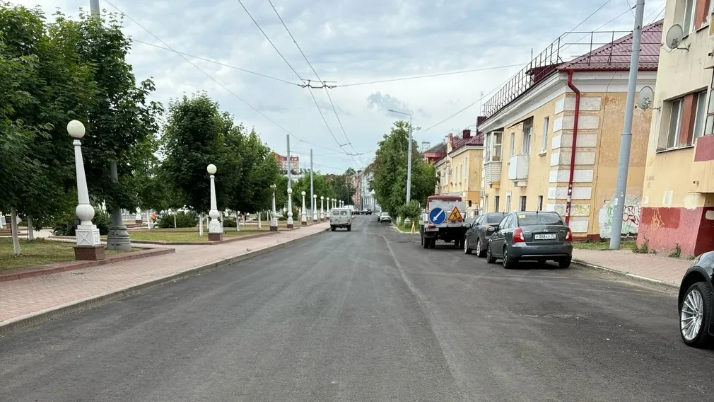 В Брянске по нацпроекту ремонтируют улицу Калинина