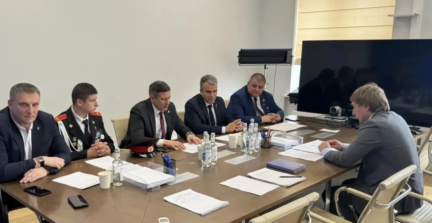 Обсудили реализацию молодежной политики в Брянской области