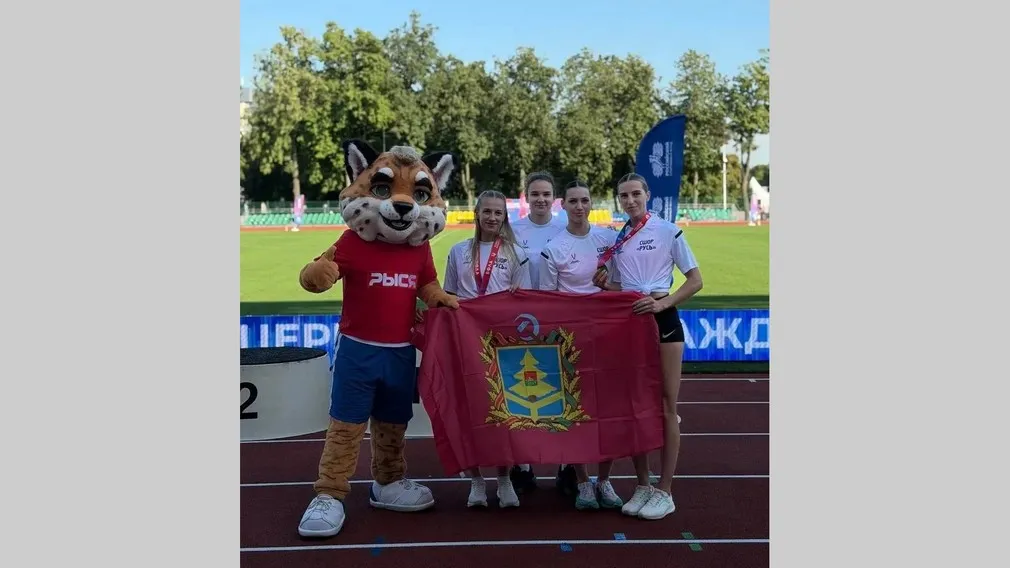 Брянские спортсменки завоевали четыре медали на чемпионате России по эстафетному бегу