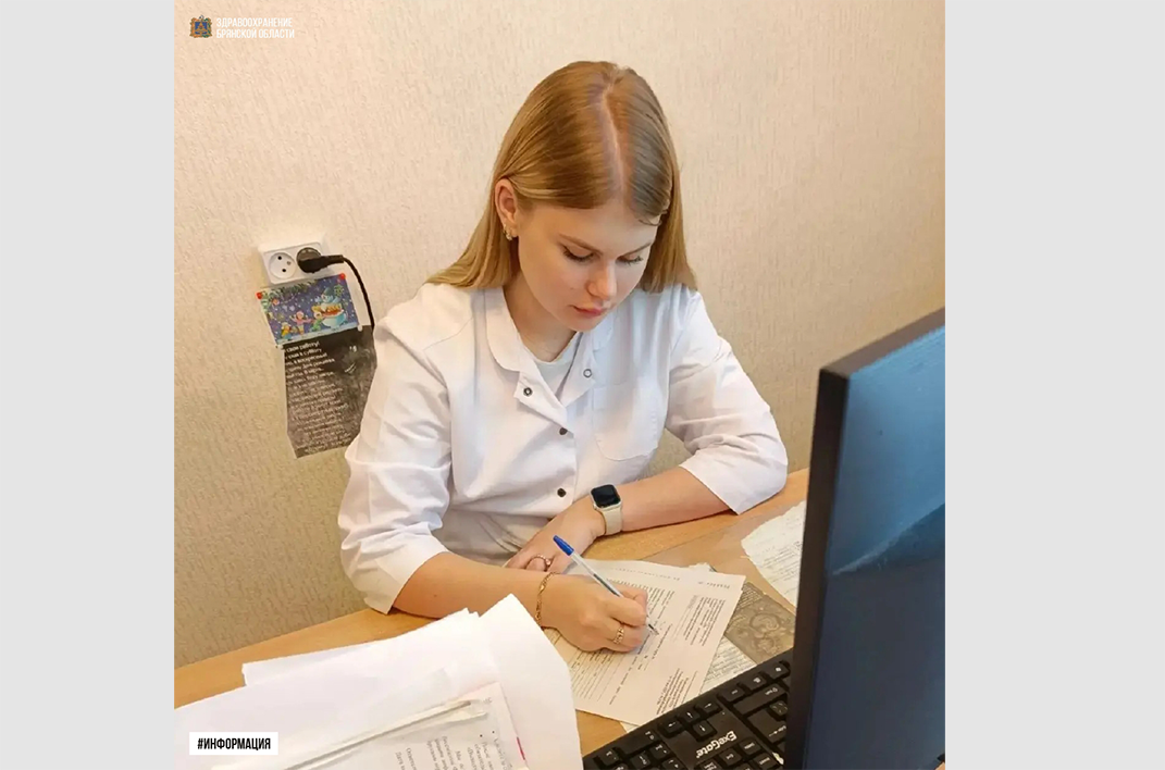 Алина Корытченкова — новый специалист в участковой службе Навлинской ЦРБ