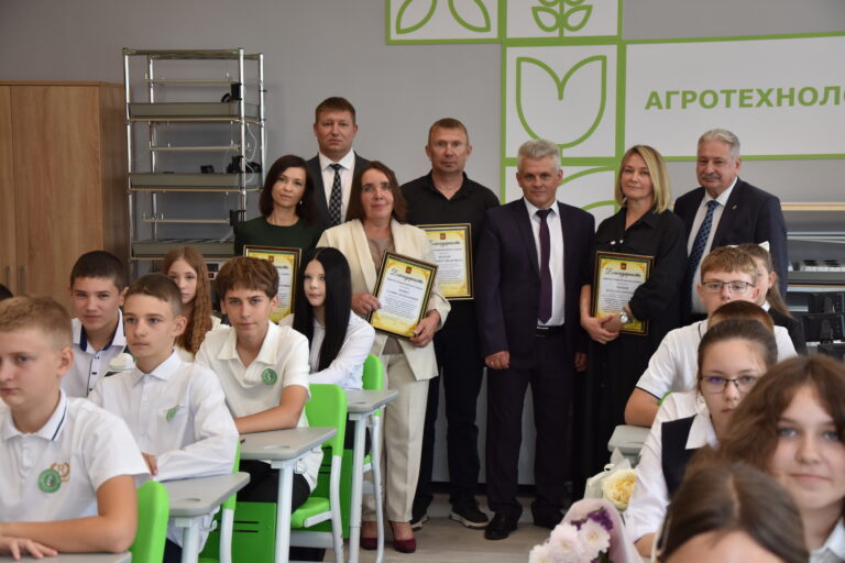 В школах Мглинкого района прозвенели первые звонки