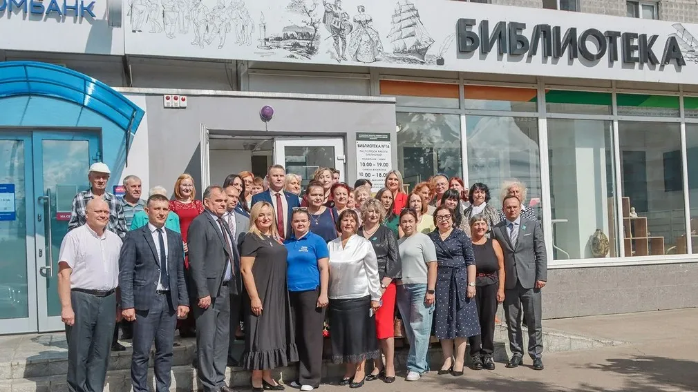 В Советском районе заработала обновлённая библиотека-креатив-мастер