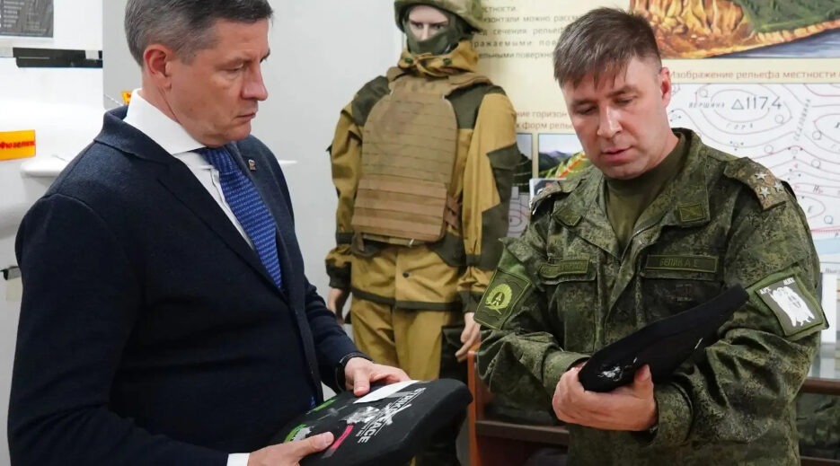 Врио губернатора Ковальчук посетил военный учебный центр БГИТУ