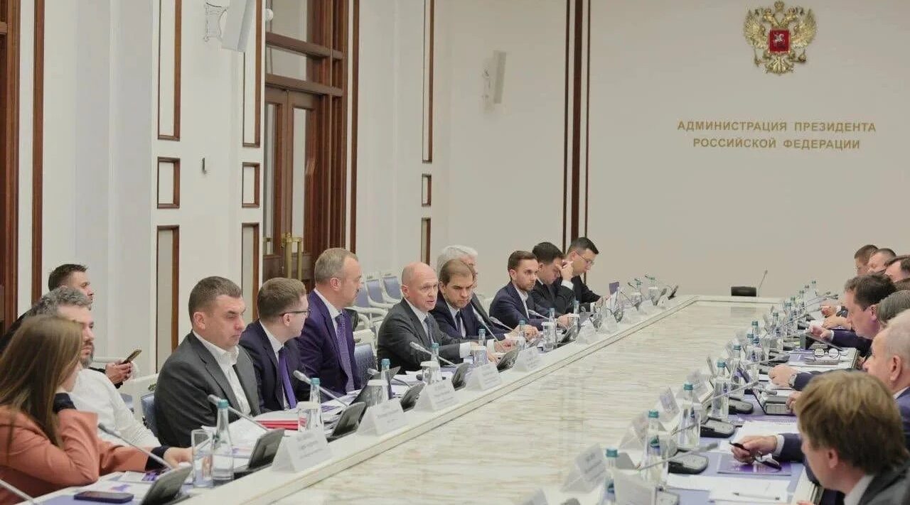 Брянцы могут подать заявку на муниципальную премию «Служение»