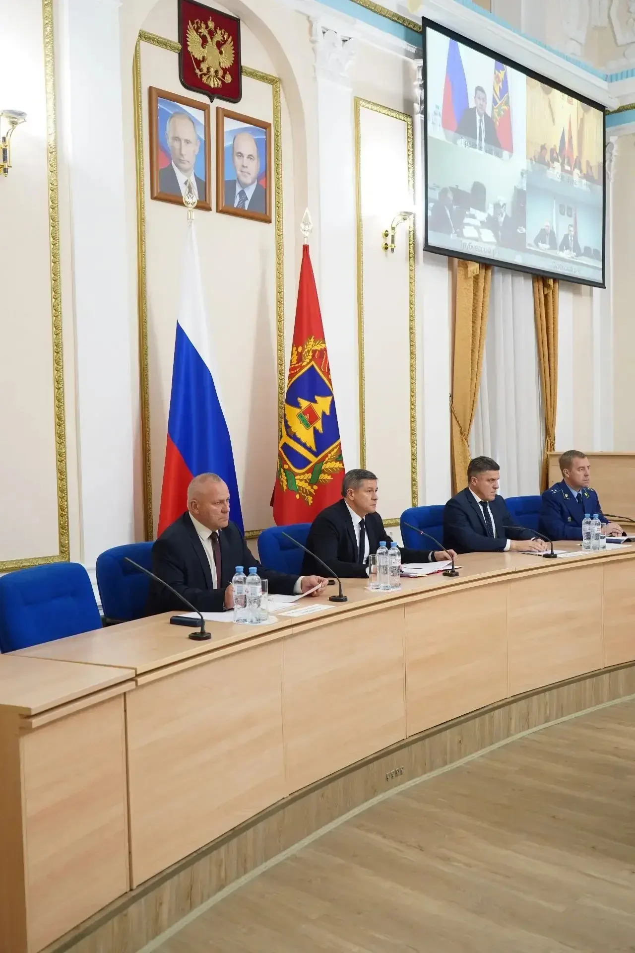 Назначены временно исполняющие обязанности заместителей губернатора Брянской области