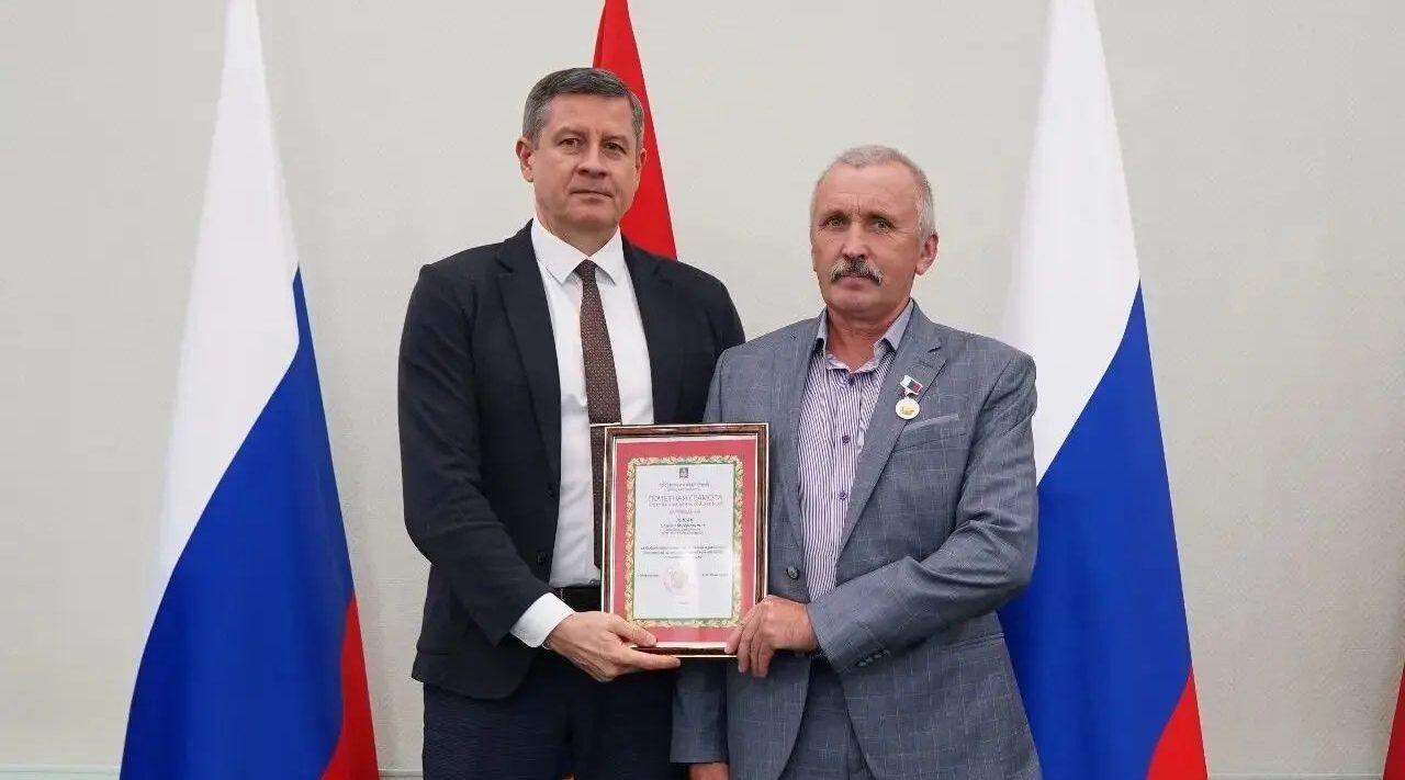 Егор Ковальчук поздравил работников дорожной отрасли с профессиональным праздником