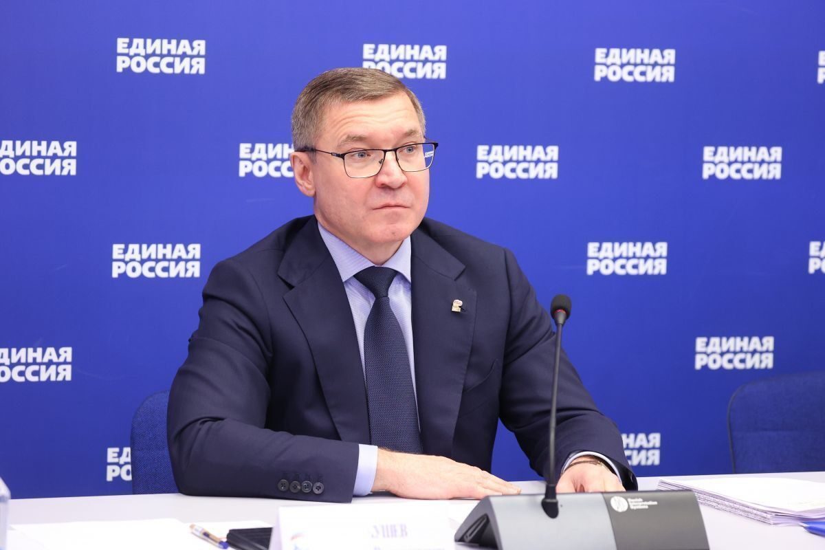 Владимир Якушев поздравил Брянское отделение «Единой России» с убедительной победой на выборах